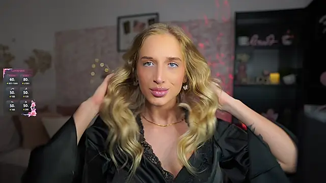 Nicolette  Shea  online show from March 2025 10:24:01 AM