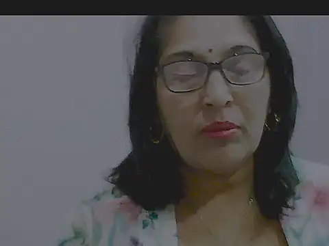 sexy69hotmum online show from February 2025 08:47:02 AM
