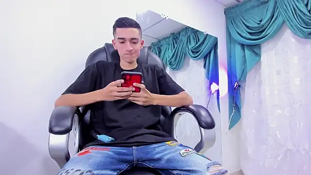 Ethan Booy online show from January 2025 09:13:01 PM