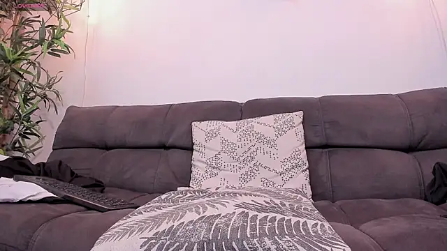 SebastianVilla  online show from March 2025 07:16:02 PM