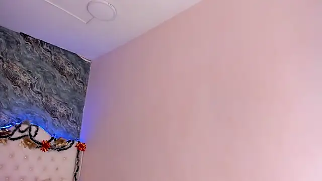CAMILLEN PETTID online show from December 2024 11:17:02 PM