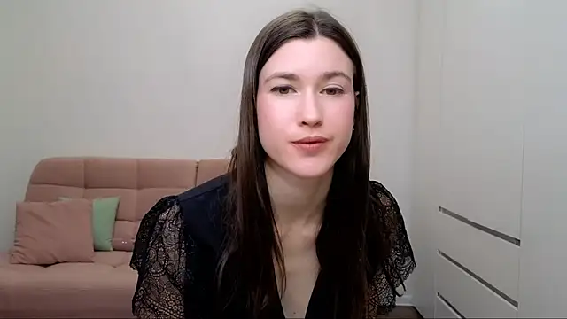 AliciaNewell online show from February 2025 06:20:01 PM