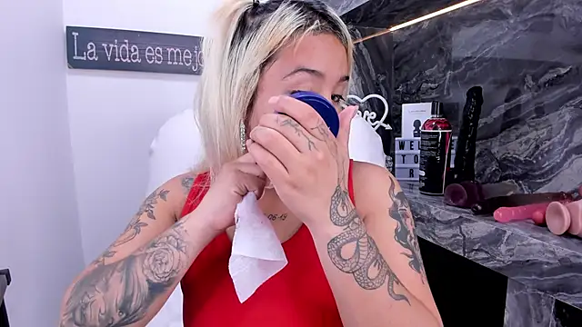 miss danika online show from January 2025 02:55:02 PM