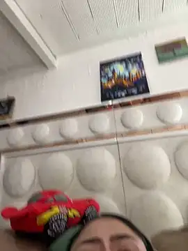 lucianaroy online show from December 2024 12:31:01 AM