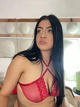 lucianaroy online show from March 2025 05:00:02 AM