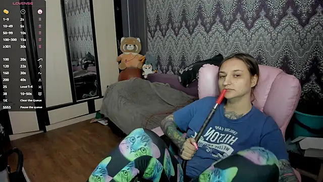 Snapshot of AlexRacc00n chatting on January 2025 02:54:01 AM AlexRacc00n online show from January 2025 02:54:01 AM