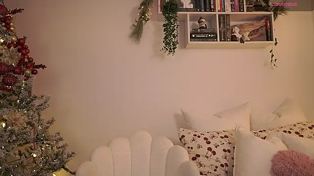 EmilyxRose - online show from December 2024 07:15:02 PM