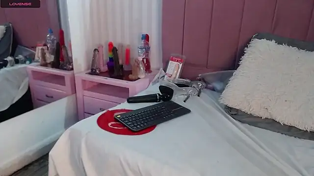 Natasha 699 online show from March 2025 09:37:02 PM