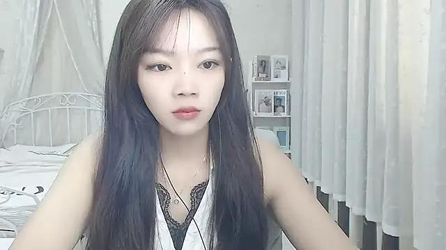 Snapshot of Jenny-Z chatting on October 2025 01:47:02 AM Jenny-Z online show from October 2025 01:47:02 AM