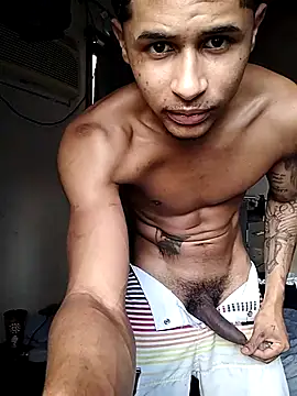 cirilopaupqueno online show from October 2025 06:15:02 PM