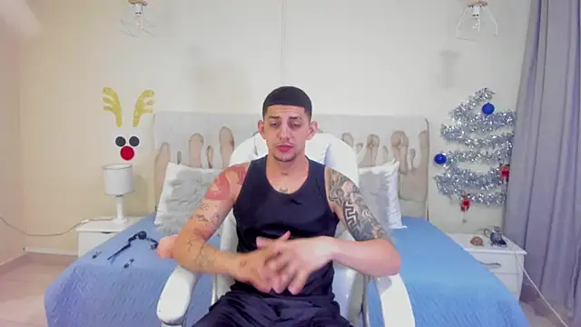 Alex cute77 online show from December 2024 12:29:02 PM