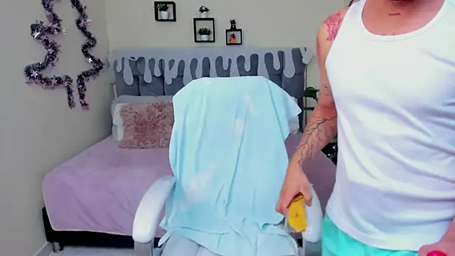 Alex cute77 online show from December 2024 03:32:01 PM