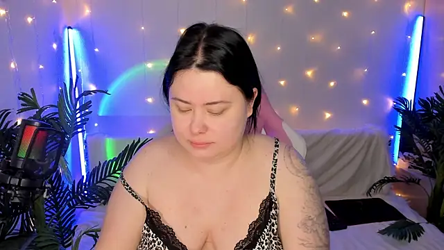 Akemi BBW online show from December 2024 06:46:02 AM