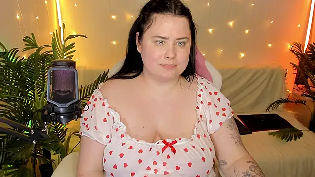 Akemi BBW online show from December 2024 09:08:02 PM