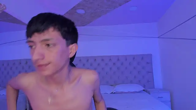 DereckCooperr online show from October 2025 10:30:02 PM