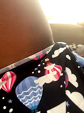 MariaLorenaah online show from October 2025 06:05:02 PM