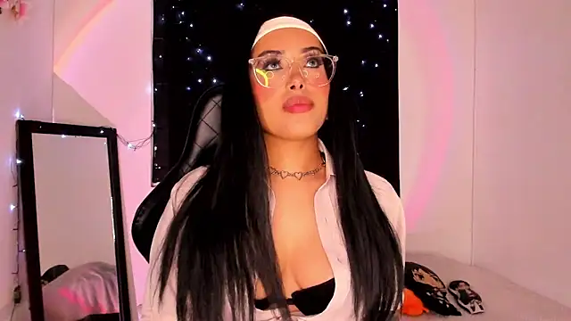 willow poisson online show from February 2025 08:58:01 PM