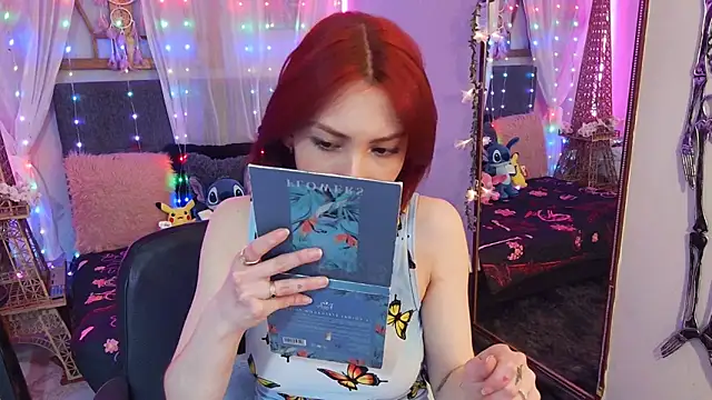 laura olssen online show from February 2025 04:10:02 PM