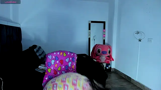 SweetMegan 1 online show from October 2025 02:20:01 AM