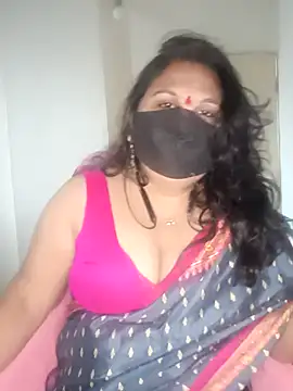 Snapshot of Love-priya chatting on November 2025 08:03:01 AM Love-priya online show from November 2025 08:03:01 AM