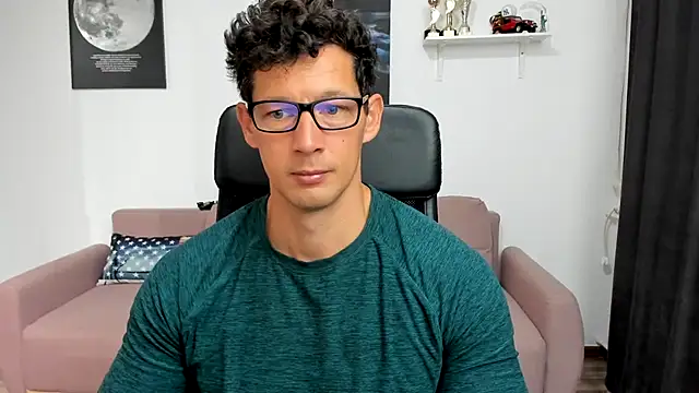 BrutusK08 online show from October 2025 04:42:01 AM