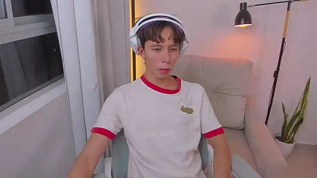 kim lian21 online show from September 2025 06:25:02 AM