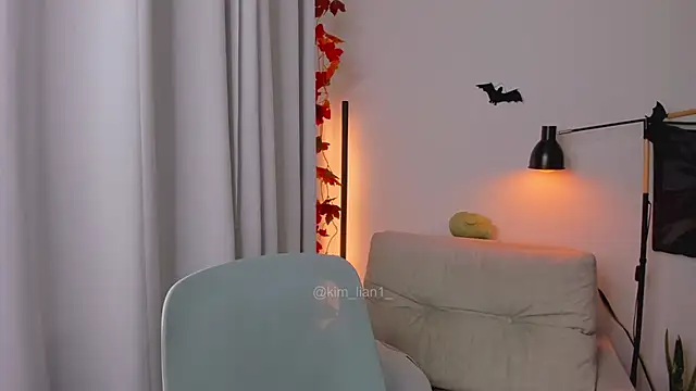 kim lian21 online show from October 2025 12:15:01 PM