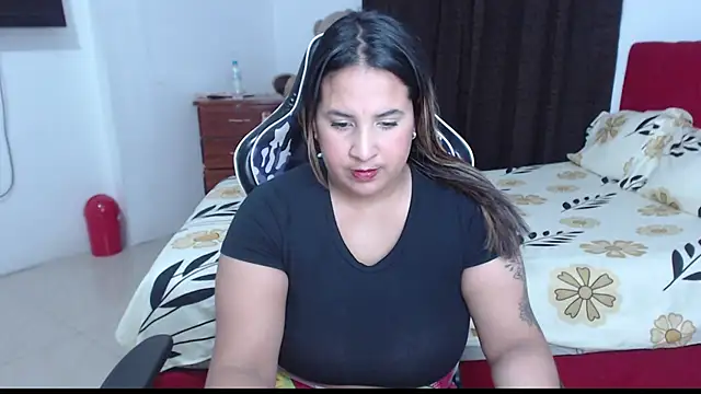 Snapshot of KathyHardcore69 chatting on October 2025 02:55:02 AM KathyHardcore69 online show from October 2025 02:55:02 AM