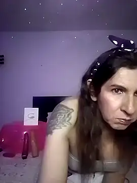 Cameron puppy online show from October 2025 11:46:02 PM