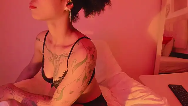 daiana curly online show from January 2025 03:07:01 PM