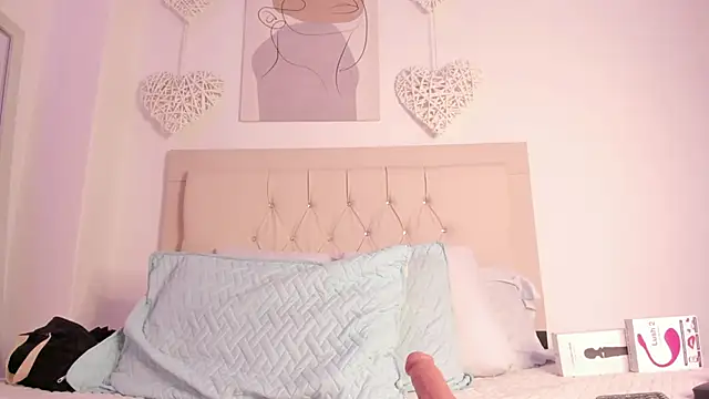 daiana curly online show from March 2025 07:07:02 PM