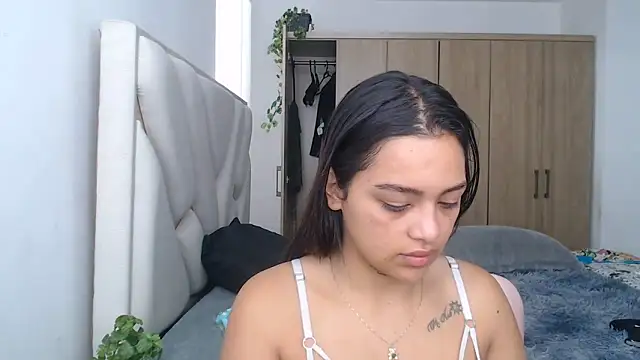 Snapshot of fairylatin222 chatting on March 2025 03:06:01 PM fairylatin222 online show from March 2025 03:06:01 PM