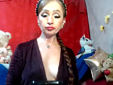 Snapshot of hottieperla chatting on January 2025 08:18:02 PM hottieperla online show from January 2025 08:18:02 PM