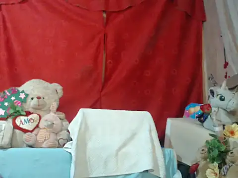 hottieperla online show from September 2025 04:21:01 PM