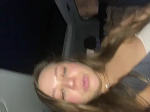 Snapshot of AurorHarris chatting on December 2024 01:54:02 PM AurorHarris online show from December 2024 01:54:02 PM