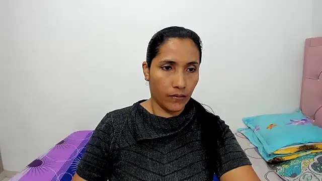 catalinabreyle online show from December 2024 07:55:01 PM