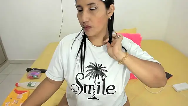 catalinabreyle online show from March 2025 01:59:02 PM