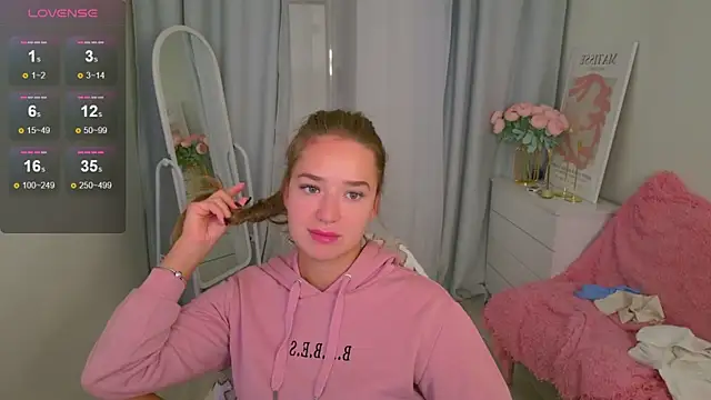 LovelyJessie online show from October 2025 08:56:02 AM