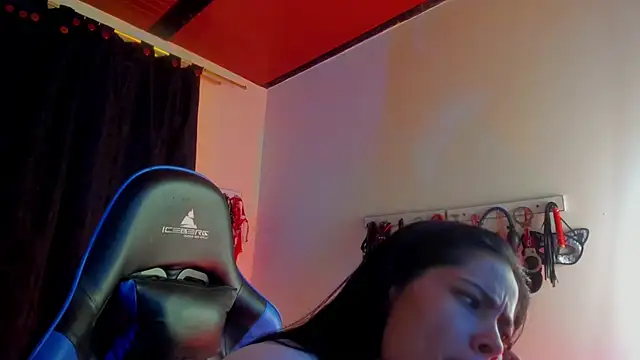 scarlet-kennedy98 online show from October 2025 12:11:02 AM