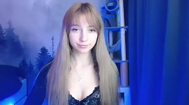 LuciaYoung online show from December 2024 10:24:01 AM