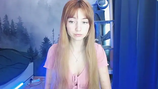 LuciaYoung online show from January 2025 01:10:02 PM