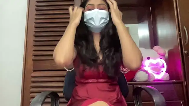 Snapshot of Princess_Lily chatting on February 2025 01:06:01 PM Princess Lily online show from February 2025 01:06:01 PM