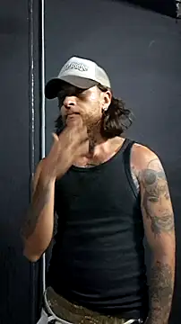 Snapshot of raymon616 chatting on November 2025 12:43:01 AM raymon616 online show from November 2025 12:43:01 AM