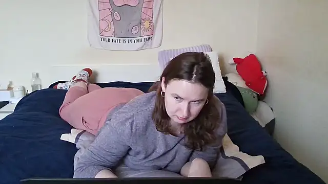 franceska blue online show from December 2024 01:11:02 PM