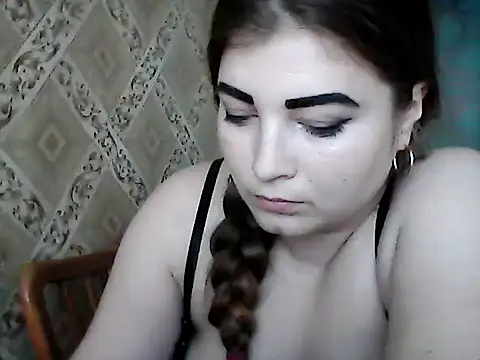 Elizabeth Meow online show from March 2025 03:07:01 PM