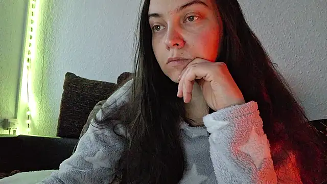 Cyndee Winter online show from December 2024 02:44:01 PM