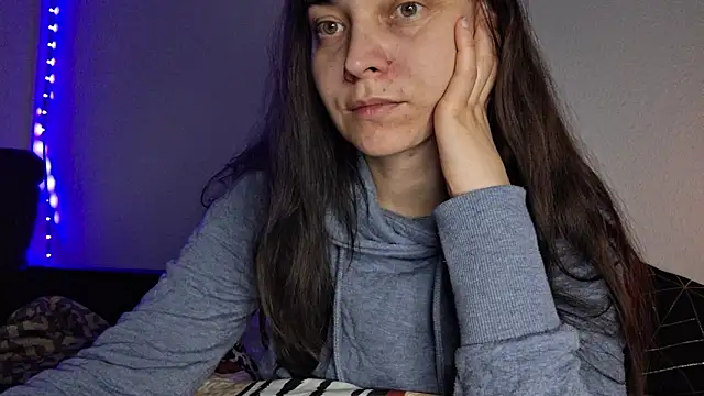 Cyndee Winter online show from December 2024 08:23:02 PM