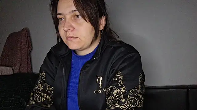 Cyndee Winter online show from October 2025 05:04:02 PM