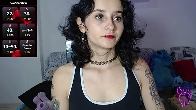 kitty22  online show from February 2025 02:04:02 PM