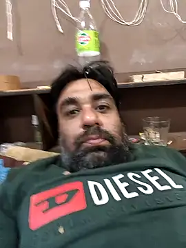 Snapshot of lund_lol chatting on October 2025 11:14:02 AM lund lol online show from October 2025 11:14:02 AM